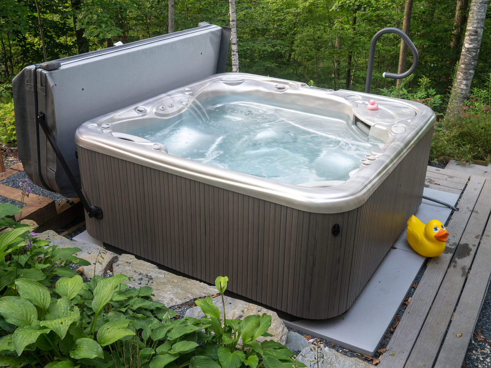 Don’t Buy A Used Hot Tub Until You Read This!