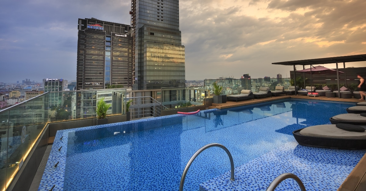 Commercial Pool Equipment: Pumps, Heaters & Filters That Last